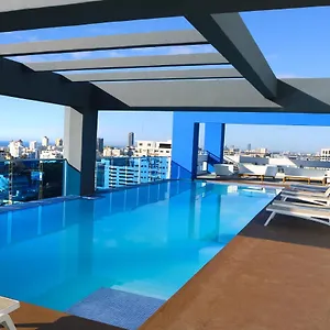 S1404 Vista Espectacular Downtown Apartment